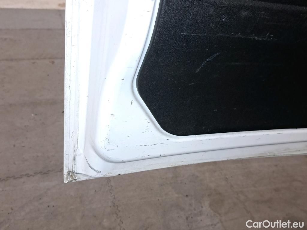  Fiat  Doblo FIAT Doblò Cargo/2015/4P/furgón derivado de turismo Cargo SX 1.3 Mjet 70 kW (95 CV) #33