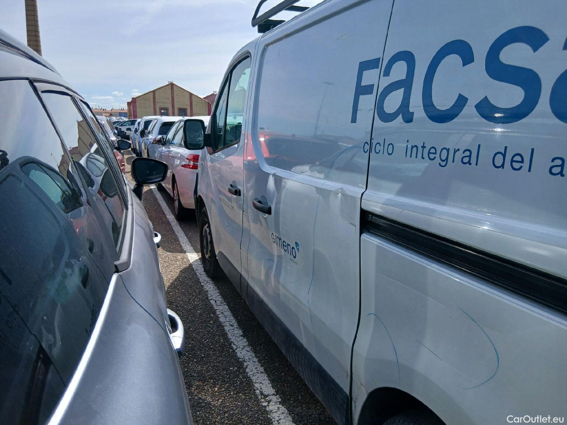  Fiat  Talento FIAT  / 2016 / 4P / furgón N1 1.2 Base Corto 1.6 MJet 88kW (120CV) #17