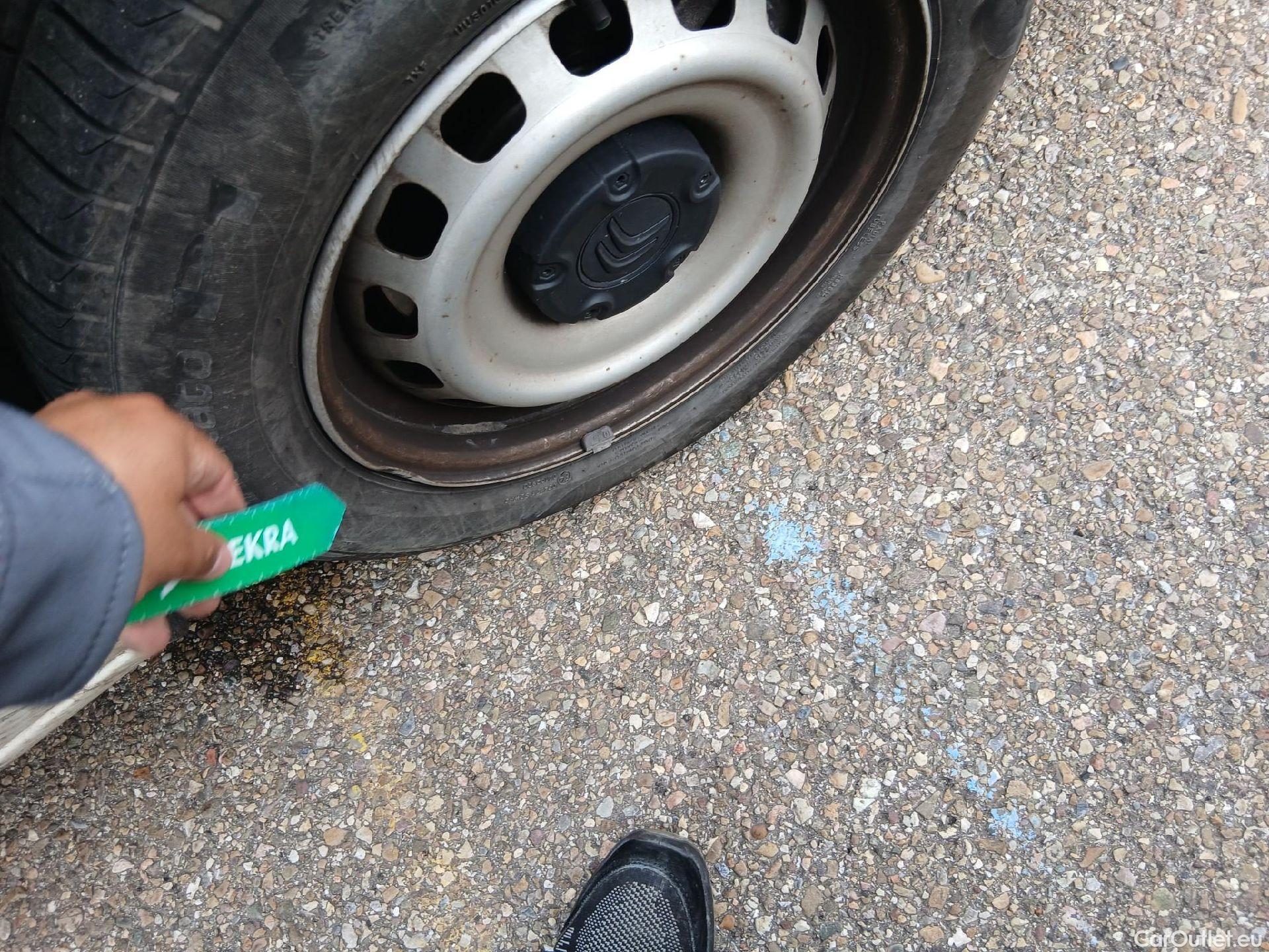  Citroen  Berlingo CITROEN  / 2018 / 3P / furgón derivado de turismo Talla M BlueHDi 100 CONTROL #39