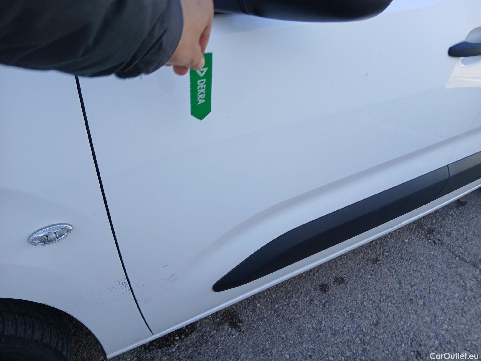  Citroen  Berlingo CITROEN  / 2018 / 3P / furgón derivado de turismo Talla M BlueHDi 100 CONTROL #6