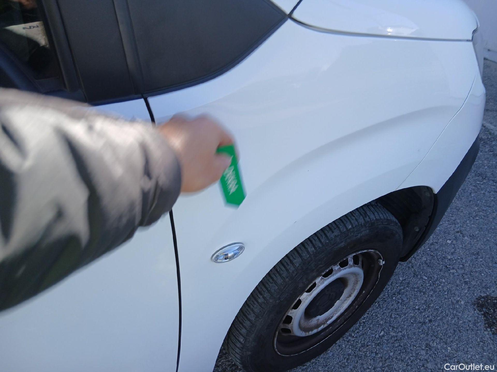  Citroen  Berlingo CITROEN  / 2018 / 3P / furgón derivado de turismo Talla M BlueHDi 100 CONTROL #25