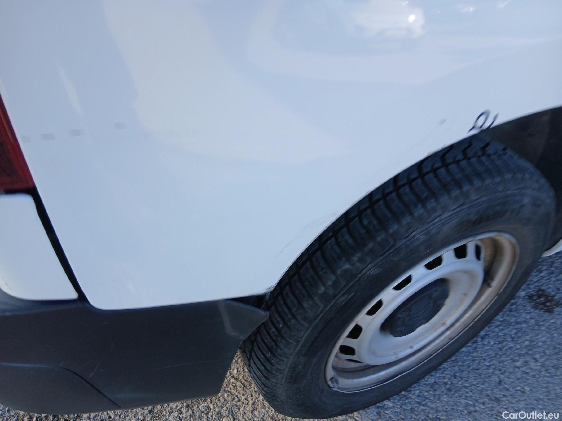  Citroen  Berlingo CITROEN  / 2018 / 3P / furgón derivado de turismo Talla M BlueHDi 100 CONTROL #14