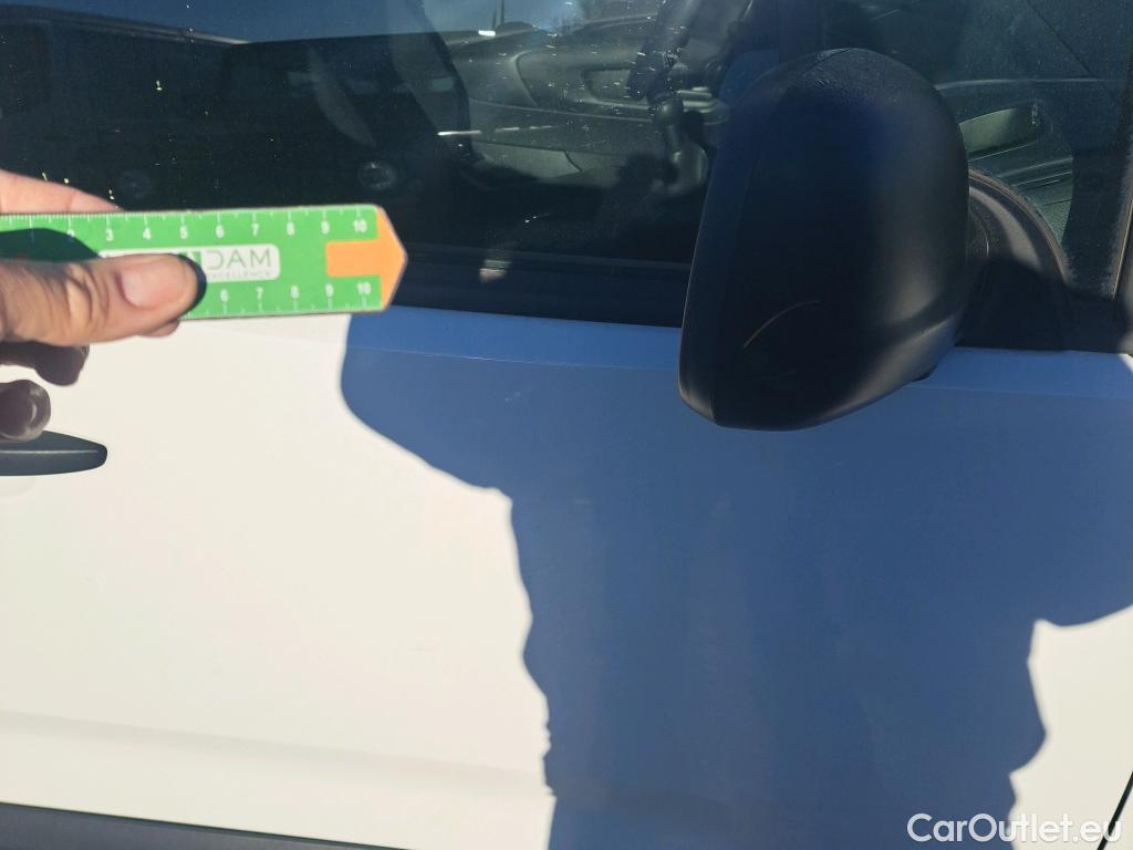  Citroen  Berlingo CITROEN  / 2018 / 3P / furgón derivado de turismo Talla M BlueHDi 100 CONTROL #47