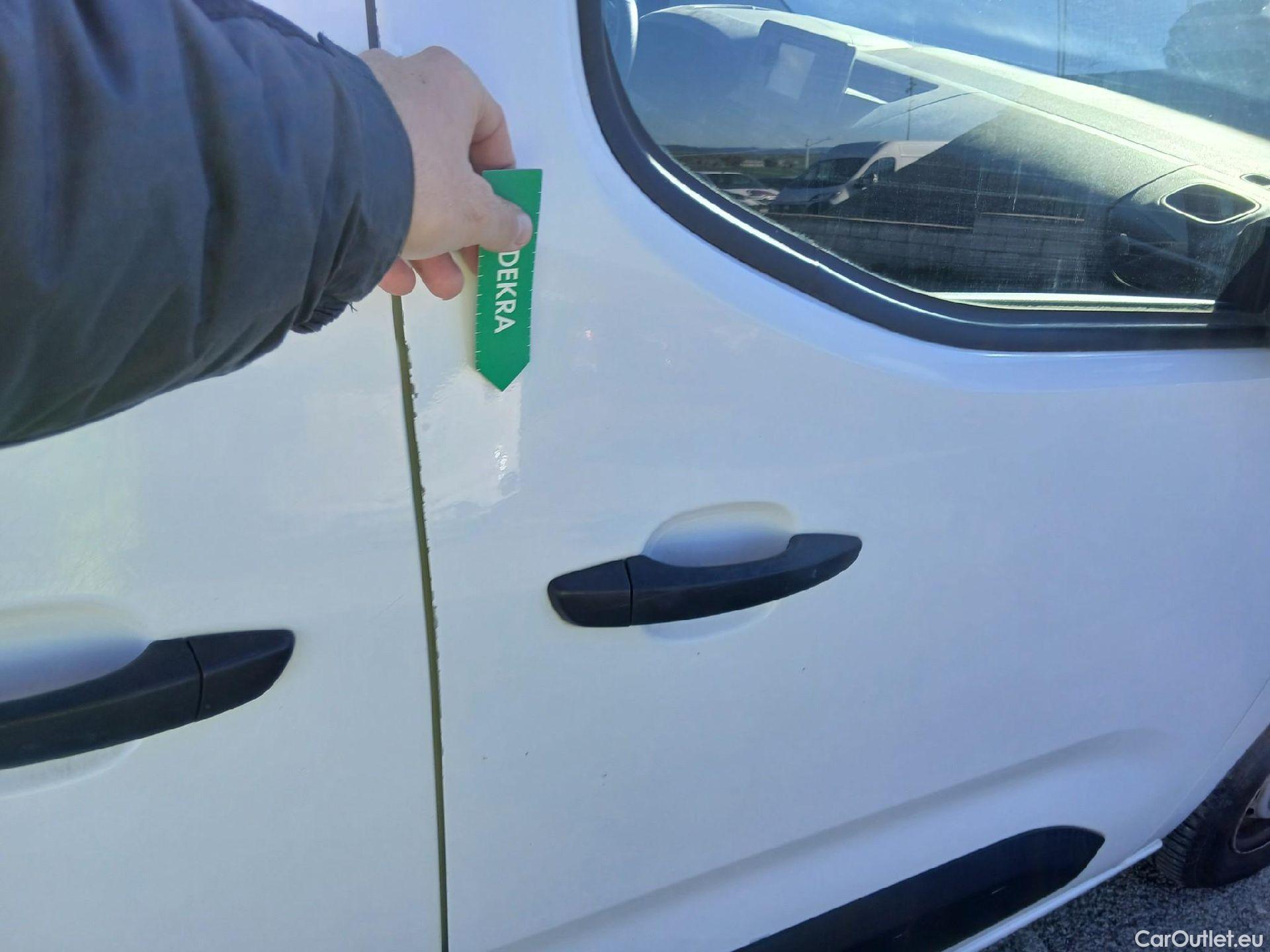  Citroen  Berlingo CITROEN  / 2018 / 3P / furgón derivado de turismo Talla M BlueHDi 100 CONTROL #24