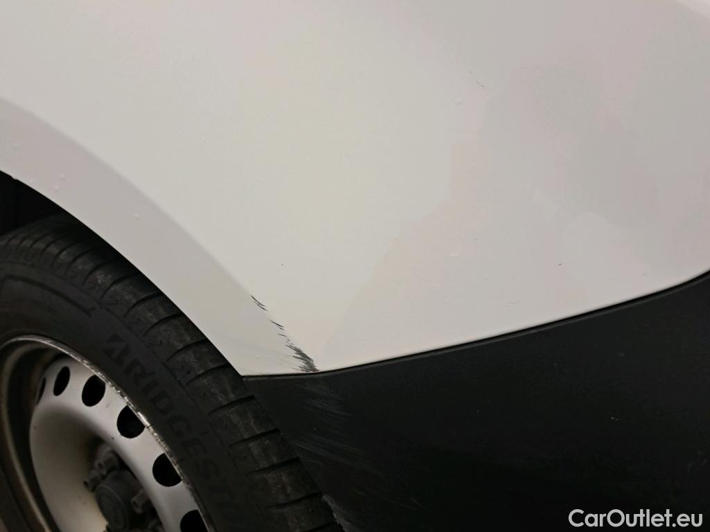  Fiat  Doblo FIAT Doblò Cargo/2015/4P/furgón derivado de turismo Cargo SX 1.3 Mjet 70 kW (95 CV) #4