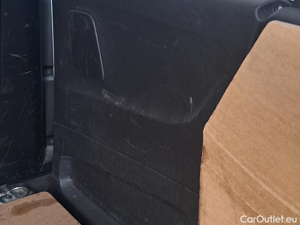  Citroen  Berlingo CITROEN  / 2018 / 3P / furgón derivado de turismo Talla M BlueHDi 100 CONTROL #40