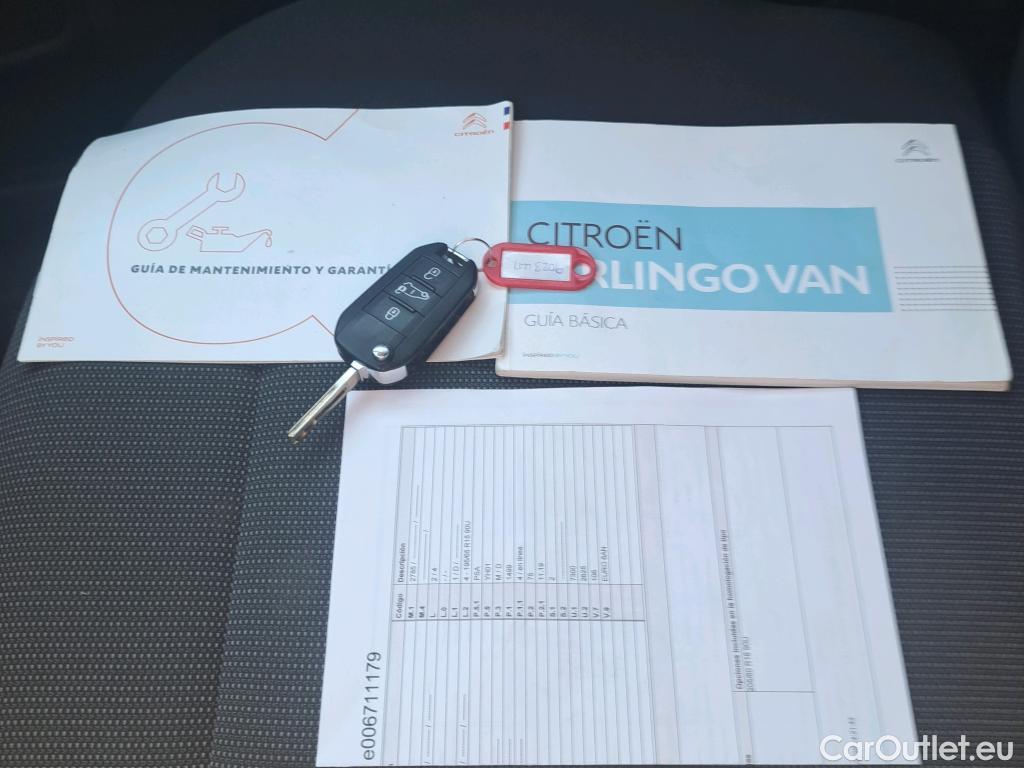  Citroen  Berlingo CITROEN  / 2018 / 3P / furgón derivado de turismo Talla M BlueHDi 100 CONTROL #37