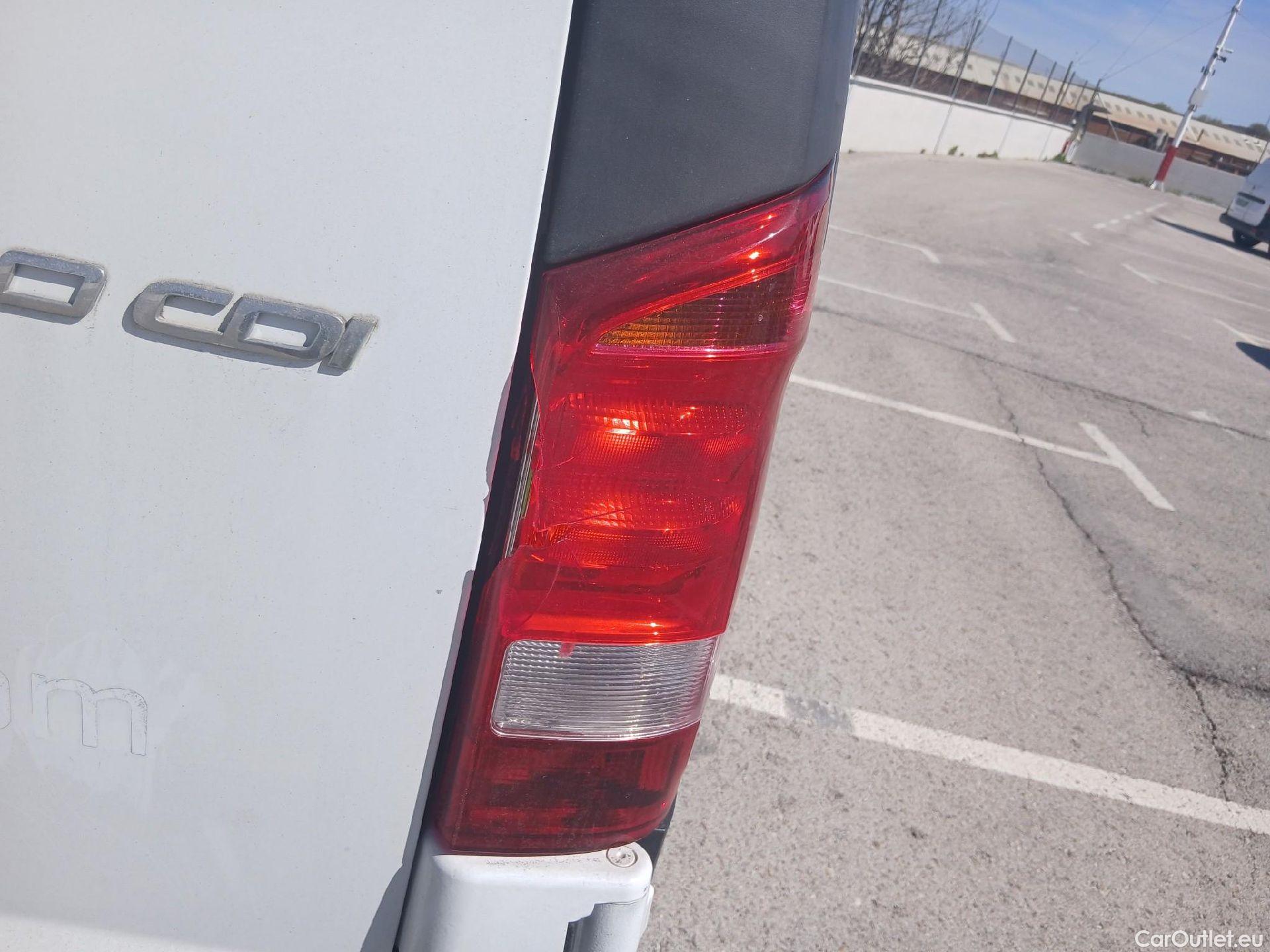  Mercedes  Vito MERCEDES-BENZ  / 2014 / 4P / furgón 110CDI TD 75kW furgón Pro compacta #30