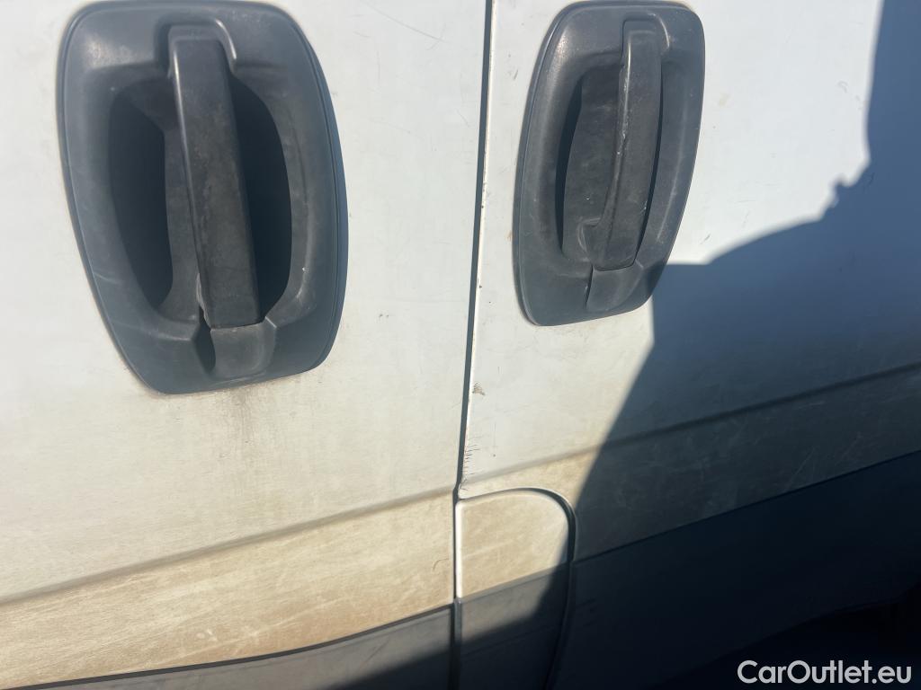  Iveco  Daily IVECO  / 2019 / 4P / combi 35S 14H V 4100/H2 16H M3 #13