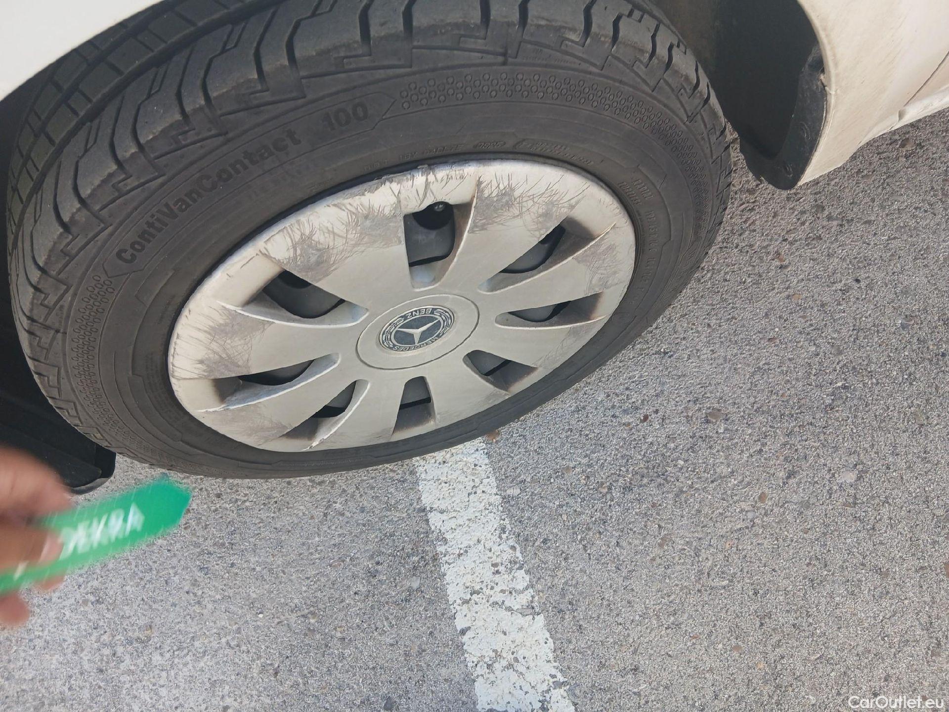  Mercedes  Vito MERCEDES-BENZ  / 2014 / 4P / furgón 110CDI TD 75kW furgón Pro compacta #16