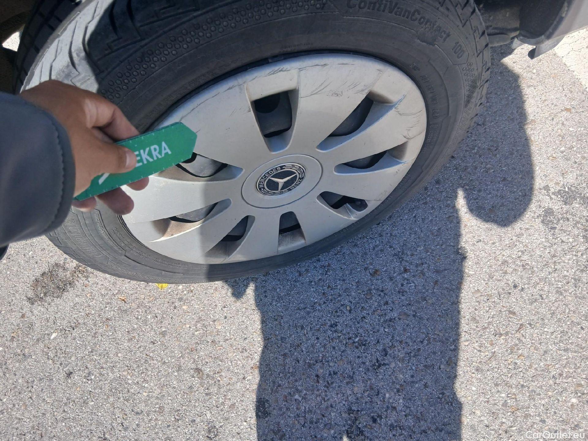  Mercedes  Vito MERCEDES-BENZ  / 2014 / 4P / furgón 110CDI TD 75kW furgón Pro compacta #35