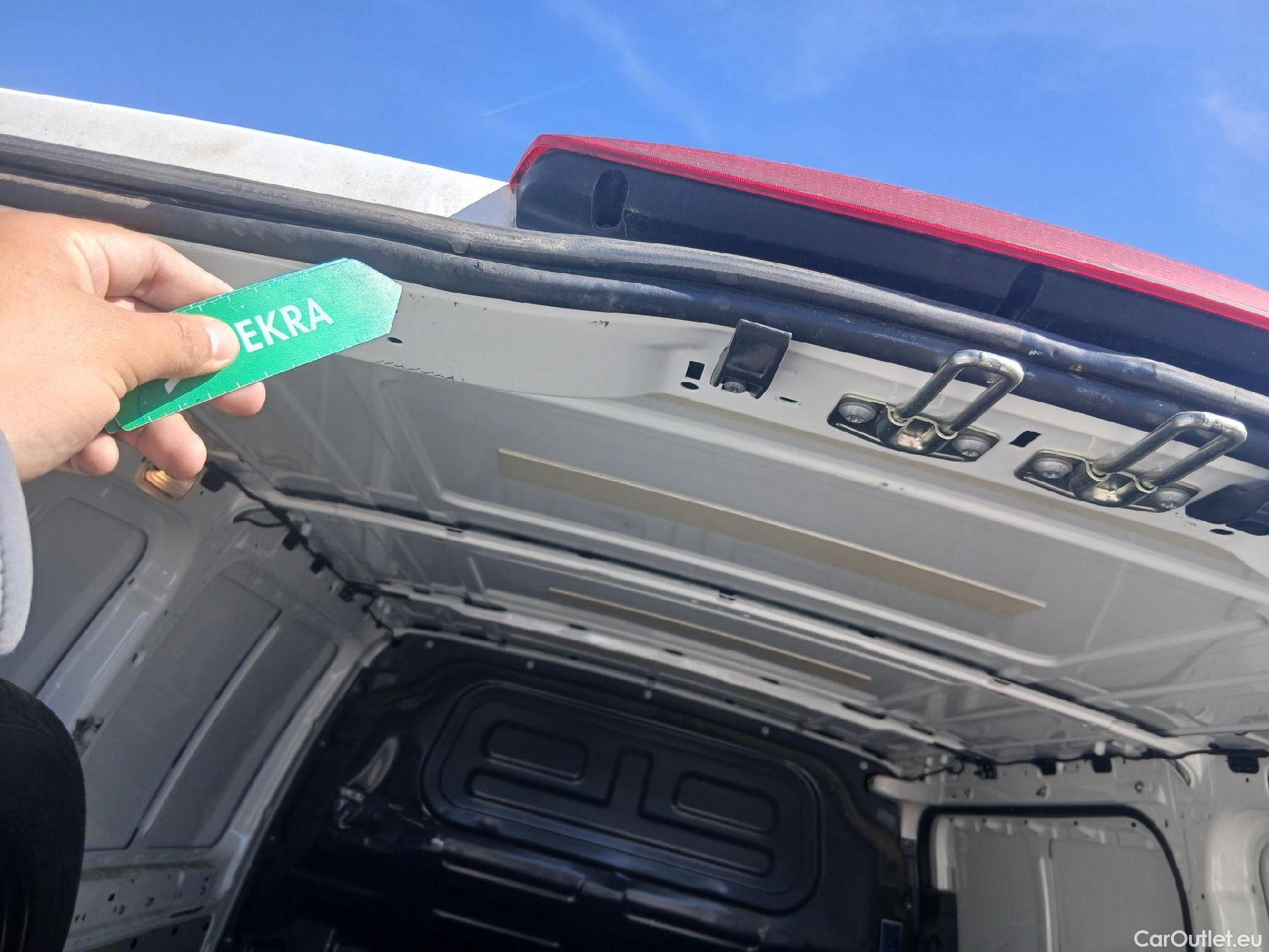  Mercedes  Vito MERCEDES-BENZ  / 2014 / 4P / furgón 110CDI TD 75kW furgón Pro compacta #8