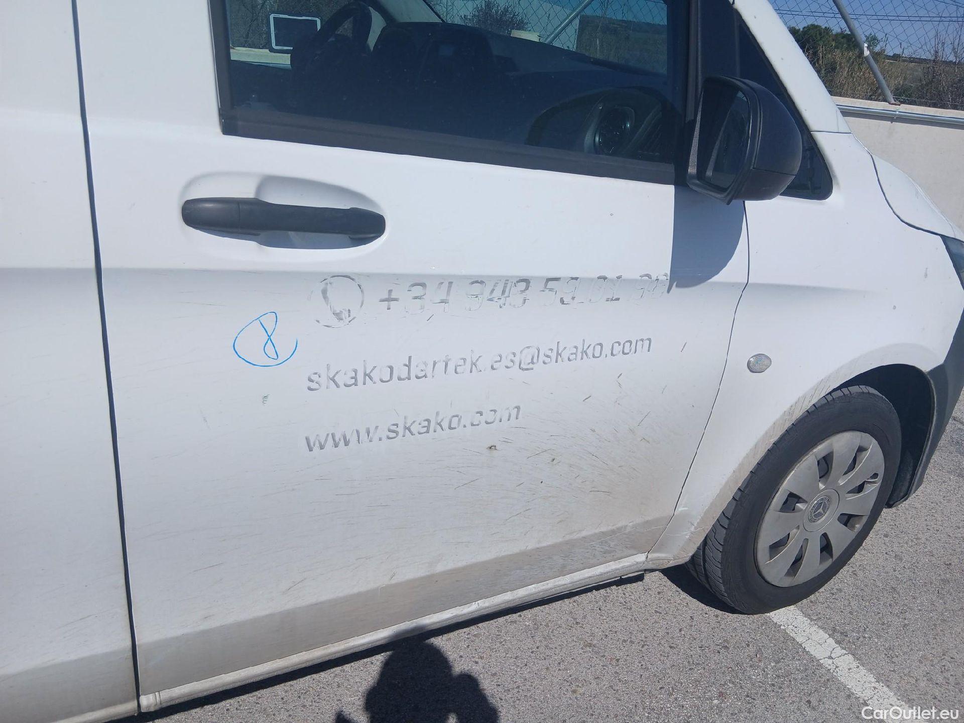  Mercedes  Vito MERCEDES-BENZ  / 2014 / 4P / furgón 110CDI TD 75kW furgón Pro compacta #37