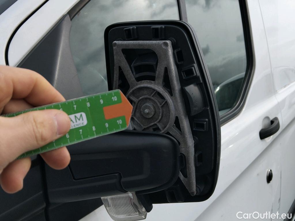  Ford  Transit FORD  Custom / 2012 / 4P / furgón Van 2.0 TDCI 96kW 280 L1 MHEV Trend #50