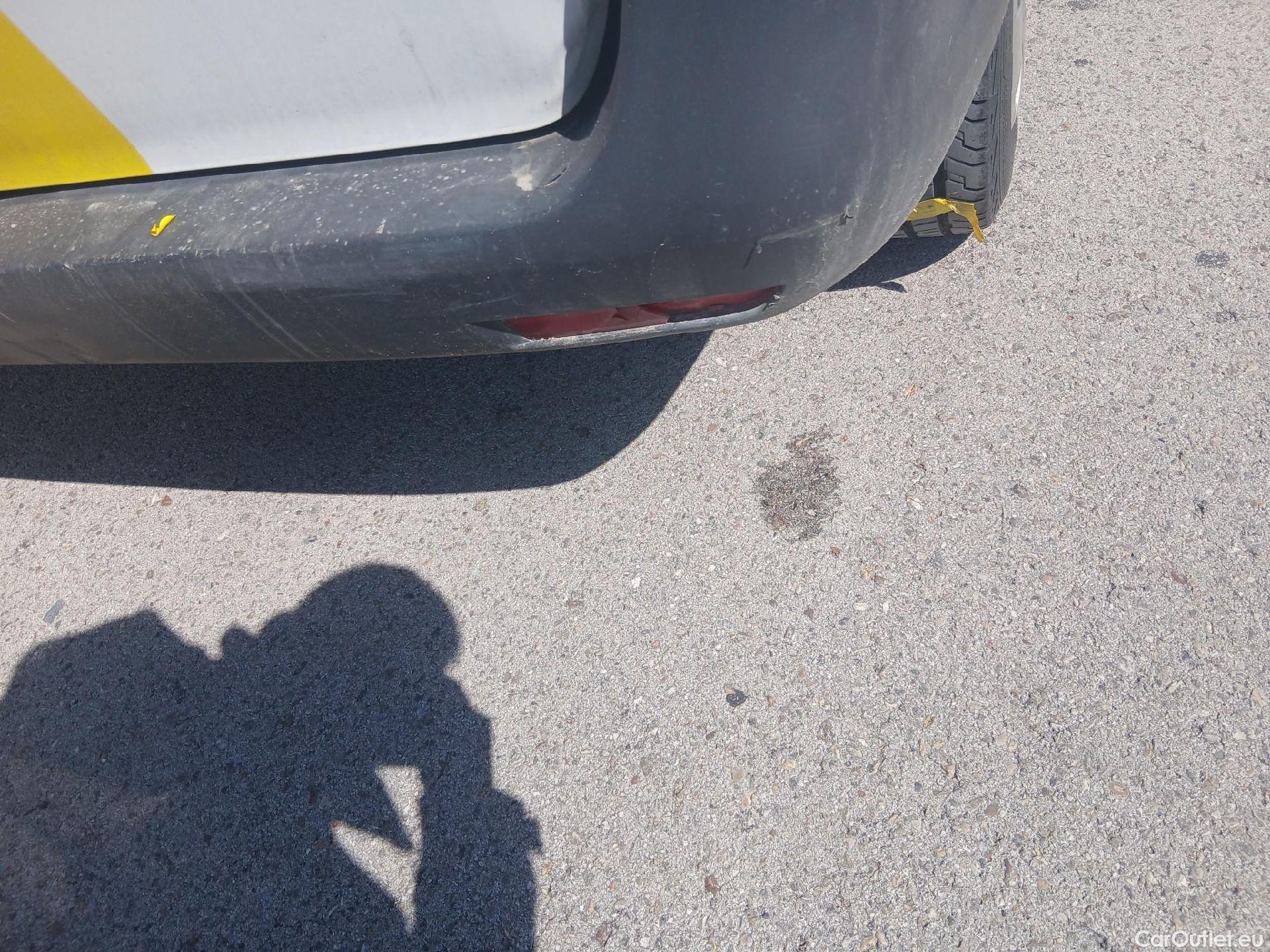  Mercedes  Vito MERCEDES-BENZ  / 2014 / 4P / furgón 110CDI TD 75kW furgón Pro compacta #32