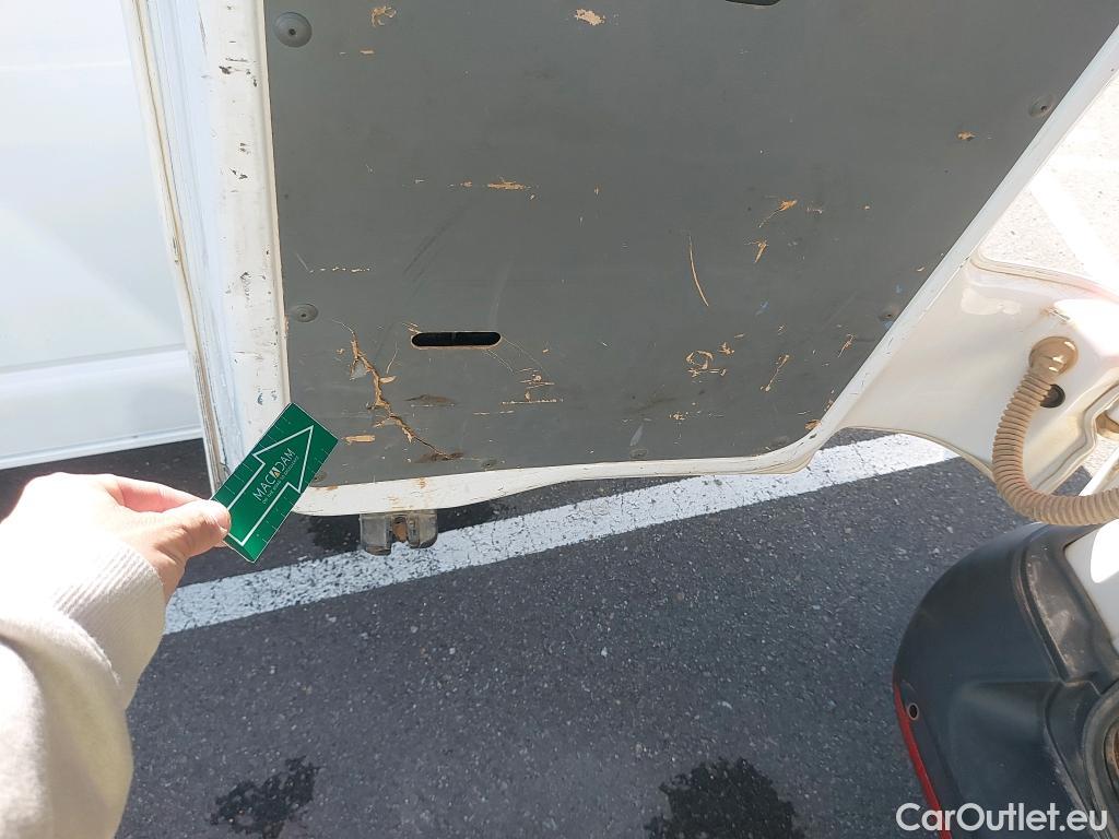  Land Rover  Discovery VOLKSWAGEN Transporter / 2020 / 4P / furgón Furgón Corto TN 2.0 TDI 110kW 4MO #4