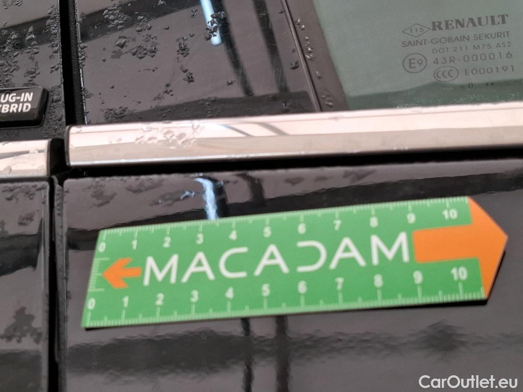 Renault  Megane RENAULT Mégane Estate / 2020 / 5P / Break Business E-TECH Plug-in Hybride 160 #37