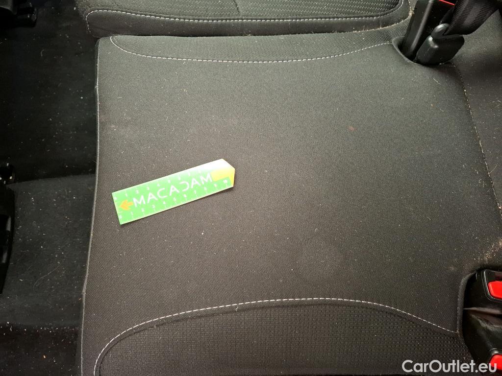  Renault  Megane RENAULT Mégane Estate / 2020 / 5P / Break Business E-TECH Plug-in Hybride 160 #31