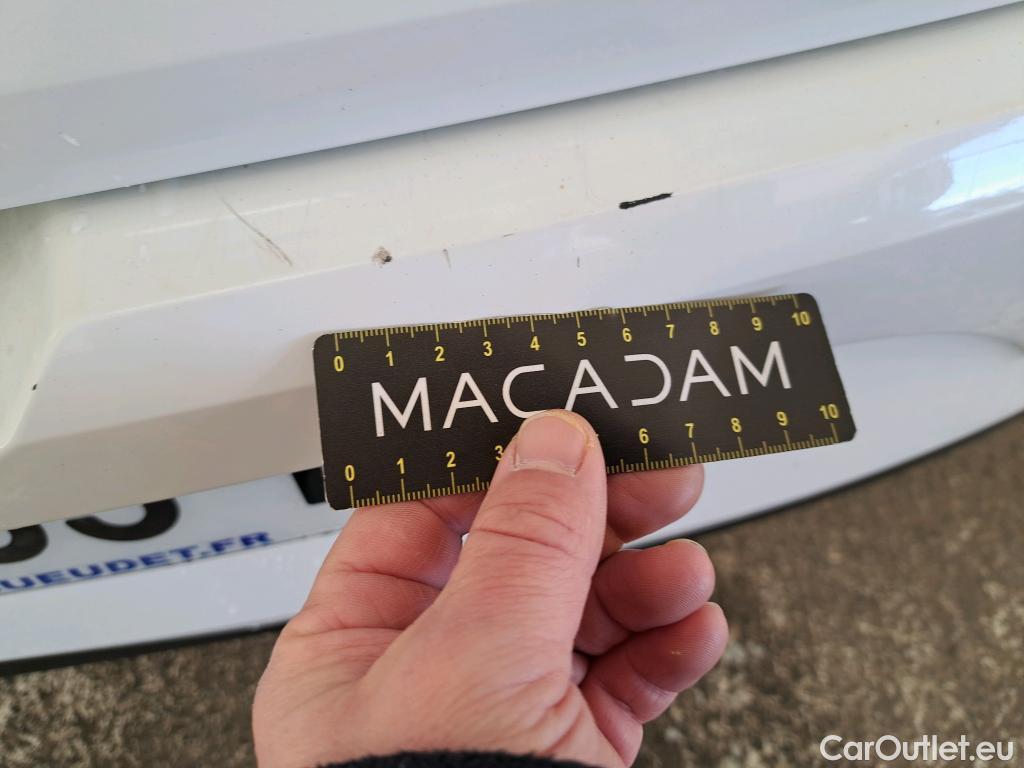  Renault  Megane  IV Berline 5 ptes. Business 1.0 TCe 115CV BVM6 E6d #12