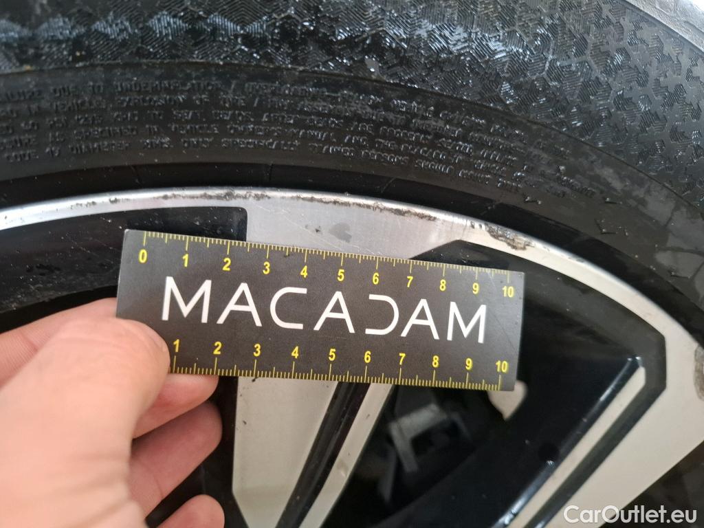  Renault  Austral  Techno 1.2 E-TECH Hybrid 200CV BVA6 6E #20