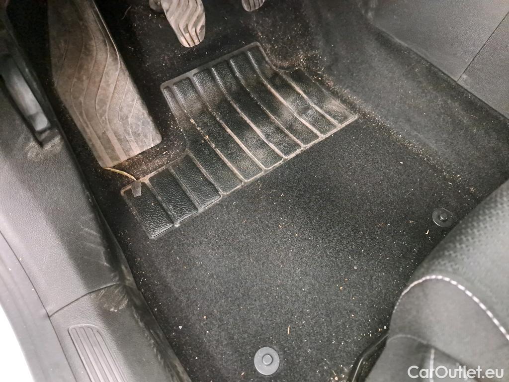  Renault  Megane  IV Berline 5 ptes. Business 1.0 TCe 115CV BVM6 E6d #20