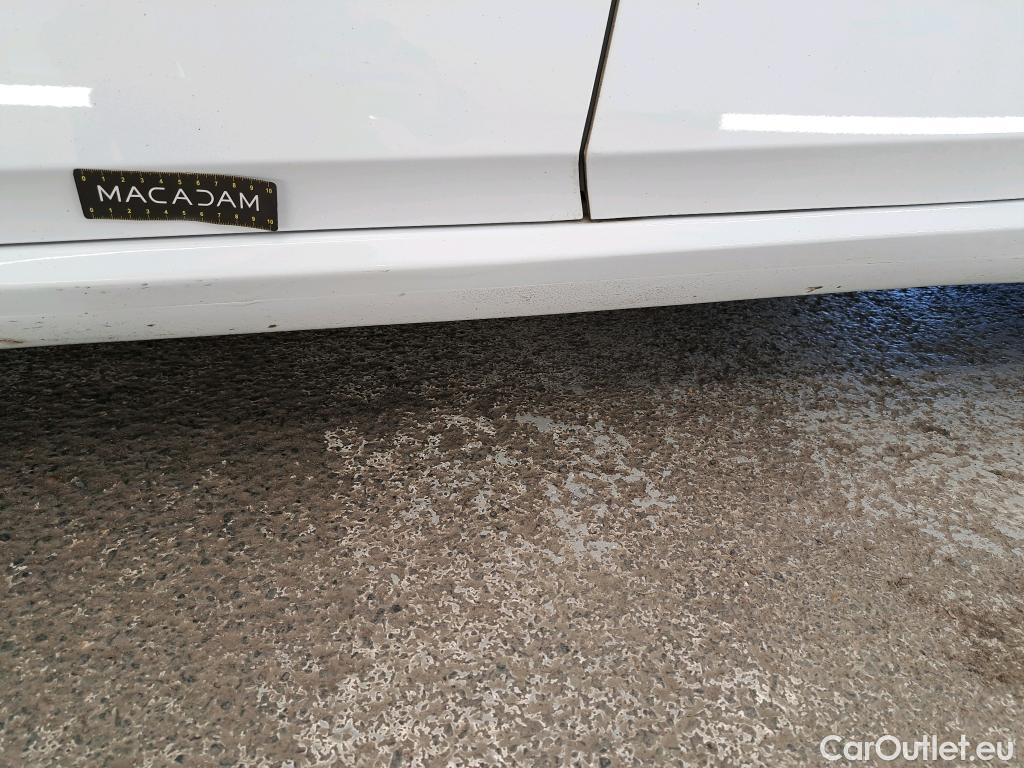  Renault  Megane  IV Berline 5 ptes. Business 1.0 TCe 115CV BVM6 E6d #18