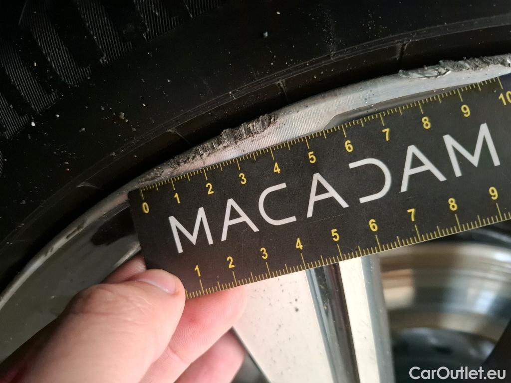  Renault  Austral  Techno 1.2 E-TECH Hybrid 200CV BVA6 6E #17