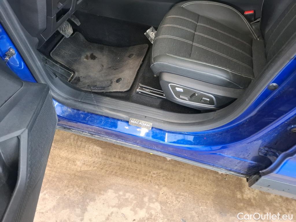  Renault  Austral  Techno 1.2 E-TECH Hybrid 200CV BVA6 6E #25