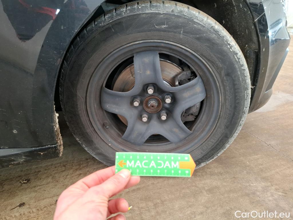  Renault  Megane RENAULT Mégane Estate / 2020 / 5P / Break Business E-TECH Plug-in Hybride 160 #27