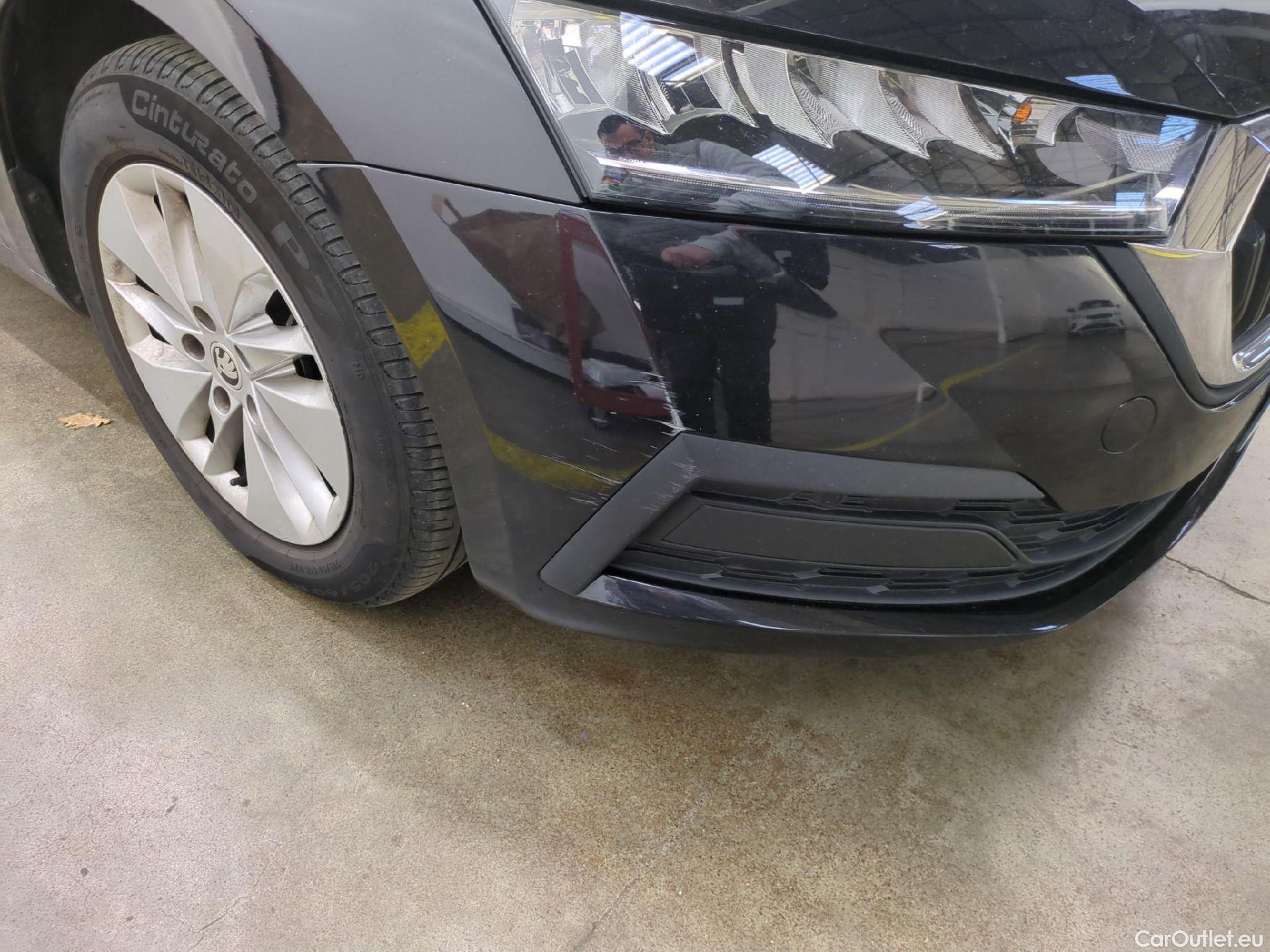  Skoda  Octavia  Break Business 2.0 TDI 150CV BVA7 E6d #24