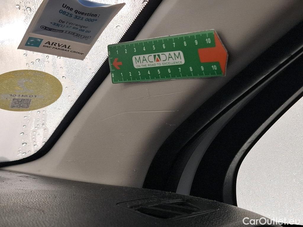  Citroen  C3  Société Feel Nav 1.5 BlueHDI 100CV BVM5 E6dT #8