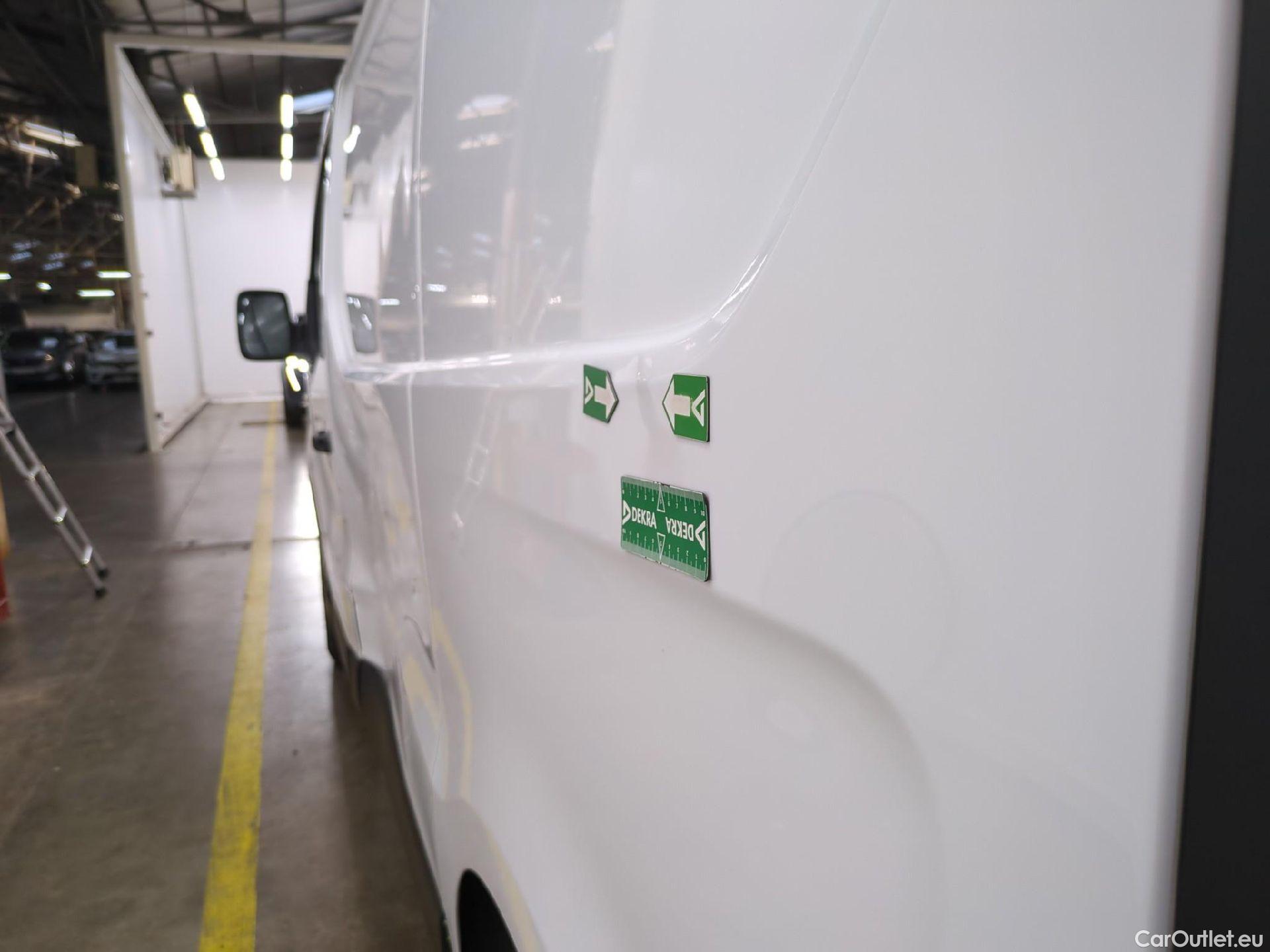  Fiat  Talento FIAT  VU 4p Fourgon FT 1.0 CH1 - 1.6 Mtjet 95 Pack Pro Nav #32