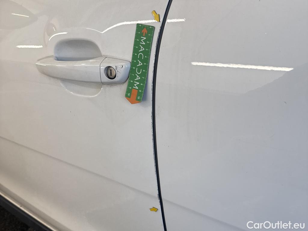  Citroen  C3  Société Feel 1.5 BlueHDI 100CV BVM5 E6dT #2