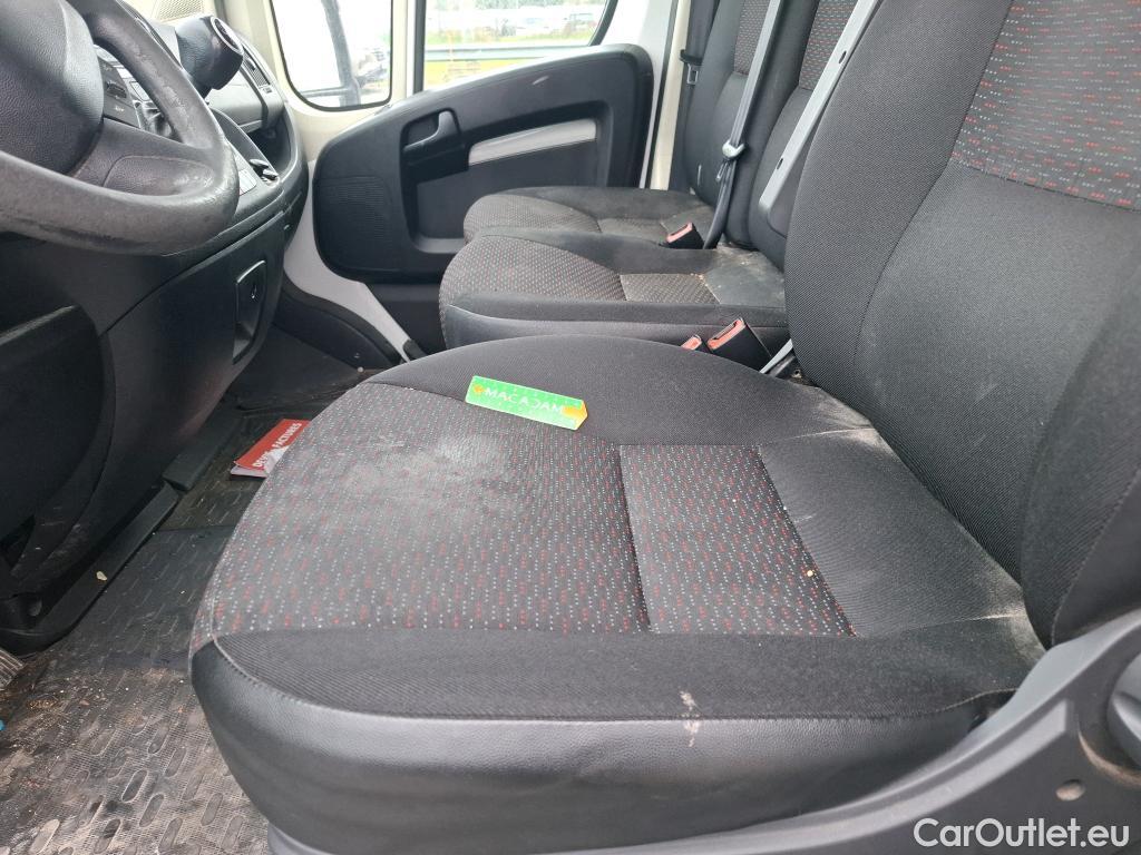  Citroen  Jumper CITROEN  / 2014 / 4P / Fourgon tôlé 33 L1H1 BlueHDi 120 S&S BVM6 Club #104