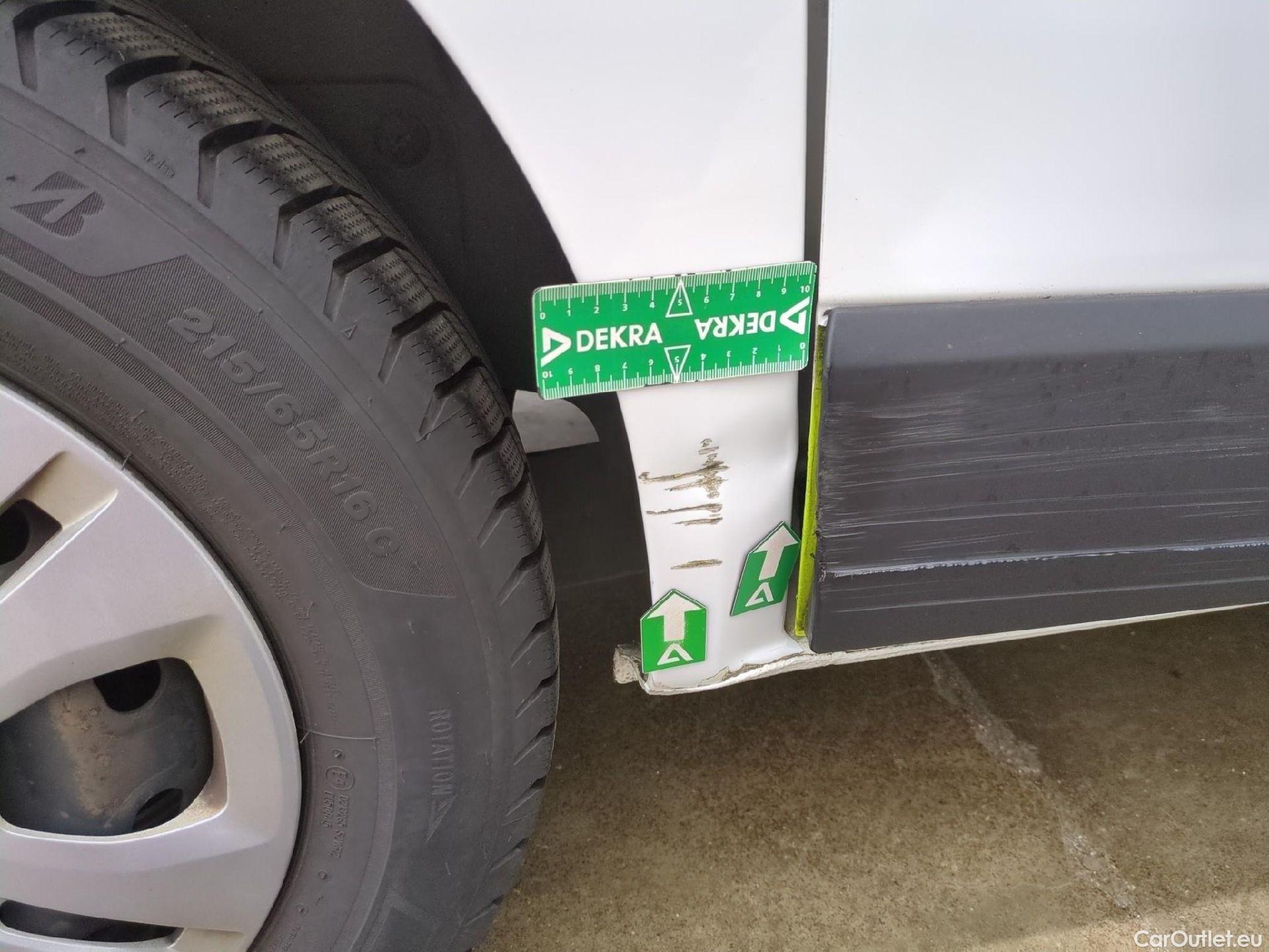  Fiat  Talento FIAT  VU 4p Fourgon FT 1.0 CH1 - 1.6 Mtjet 95 Pack Pro Nav #45