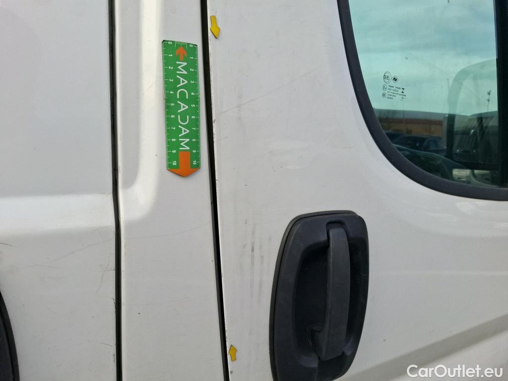  Citroen  Jumper CITROEN  / 2014 / 4P / Fourgon tôlé 33 L1H1 BlueHDi 120 S&S BVM6 Club #32