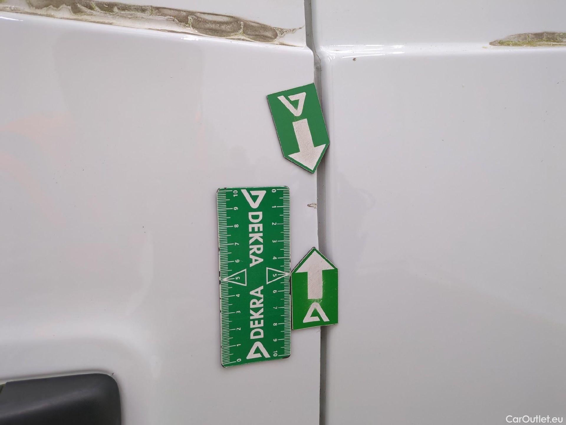  Fiat  Talento FIAT  VU 4p Fourgon FT 1.0 CH1 - 1.6 Mtjet 95 Pack Pro Nav #44