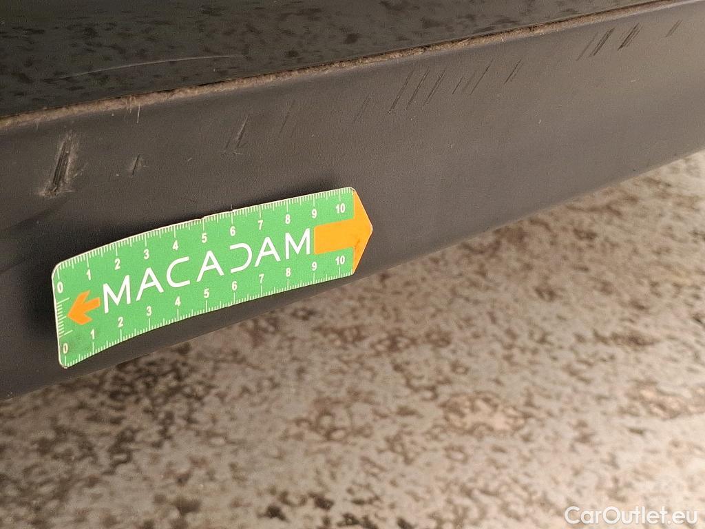  Peugeot  208  Affaire Premium Pack 1.6 HDi 75CV BVM5 E6 #64