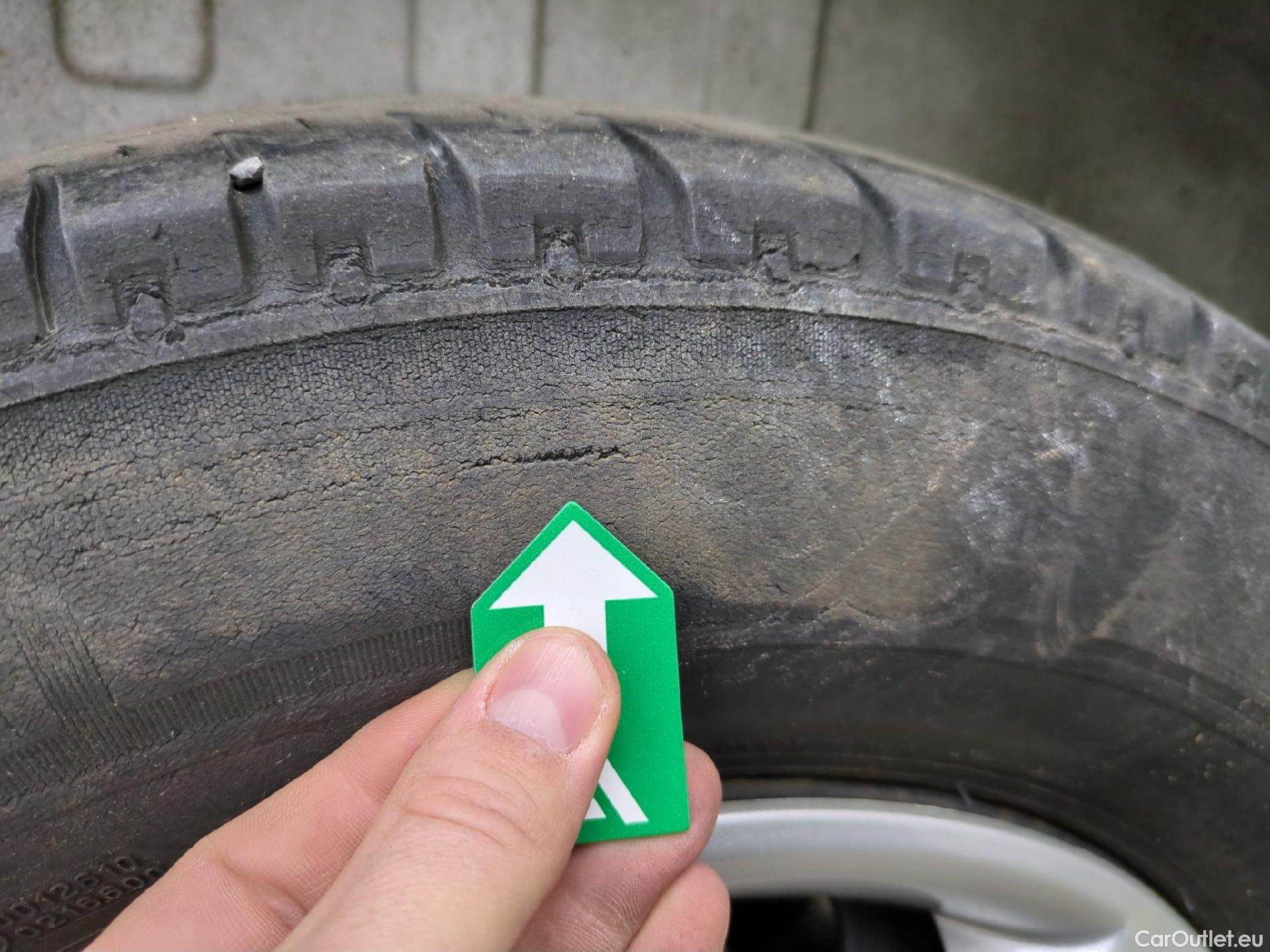  Nissan  NV400 NISSAN  VU 4p Fourgon L3H2 2.3 DCI 130 3500 Optima #25