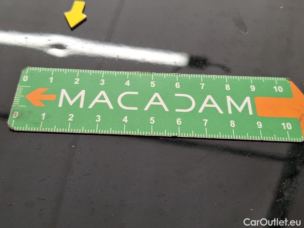  Peugeot  208  Affaire Premium Pack 1.6 HDi 75CV BVM5 E6 #39