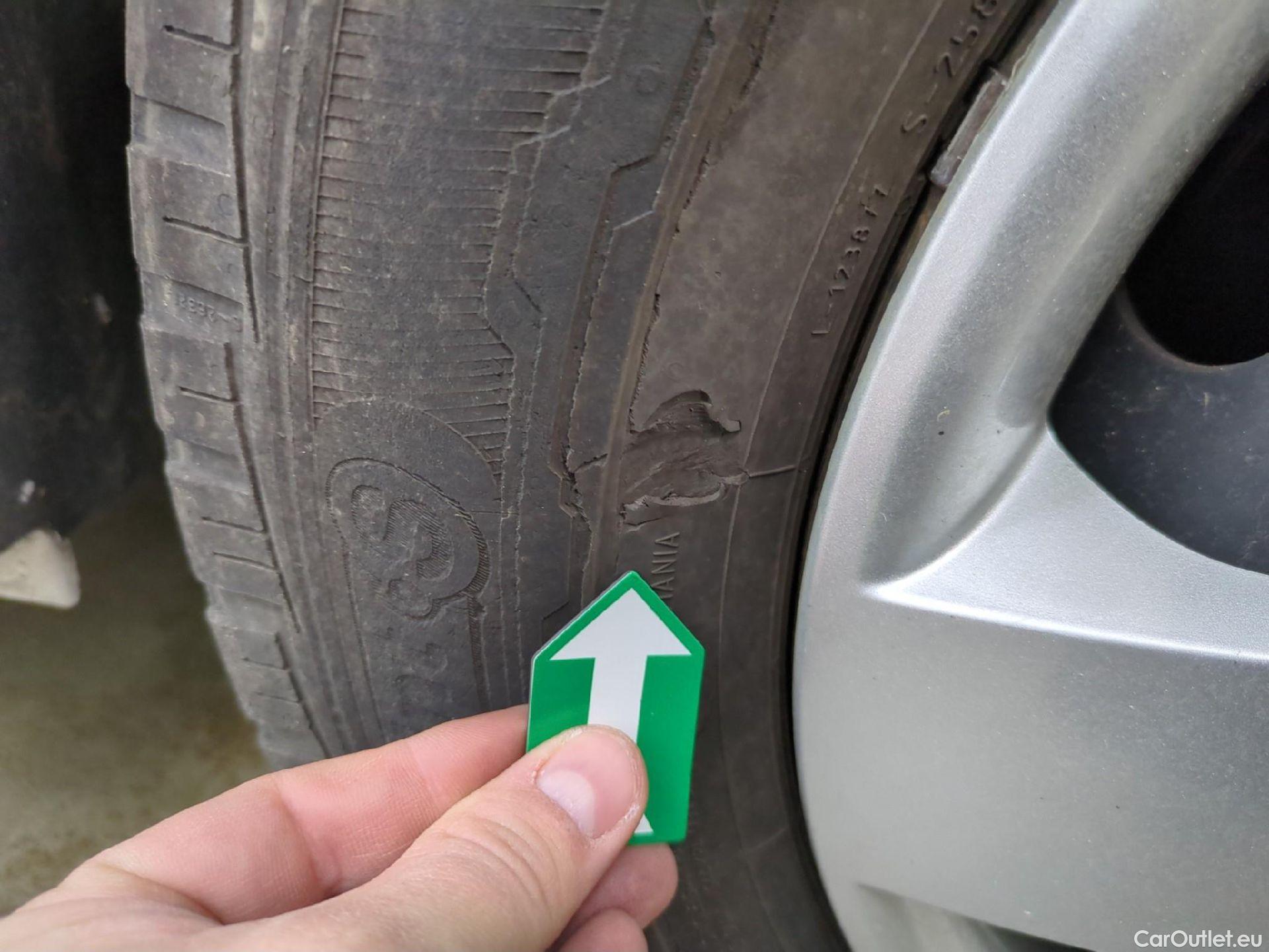  Nissan  NV400 NISSAN  VU 4p Fourgon L3H2 2.3 DCI 130 3500 Optima #21