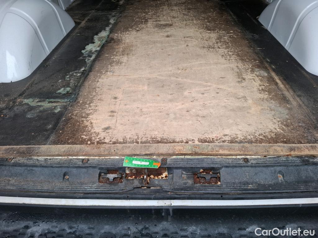  Iveco  Daily IVECO  VU 4p Fourgon 3.0 TURBO 35S14N V11 H2 3520 #1