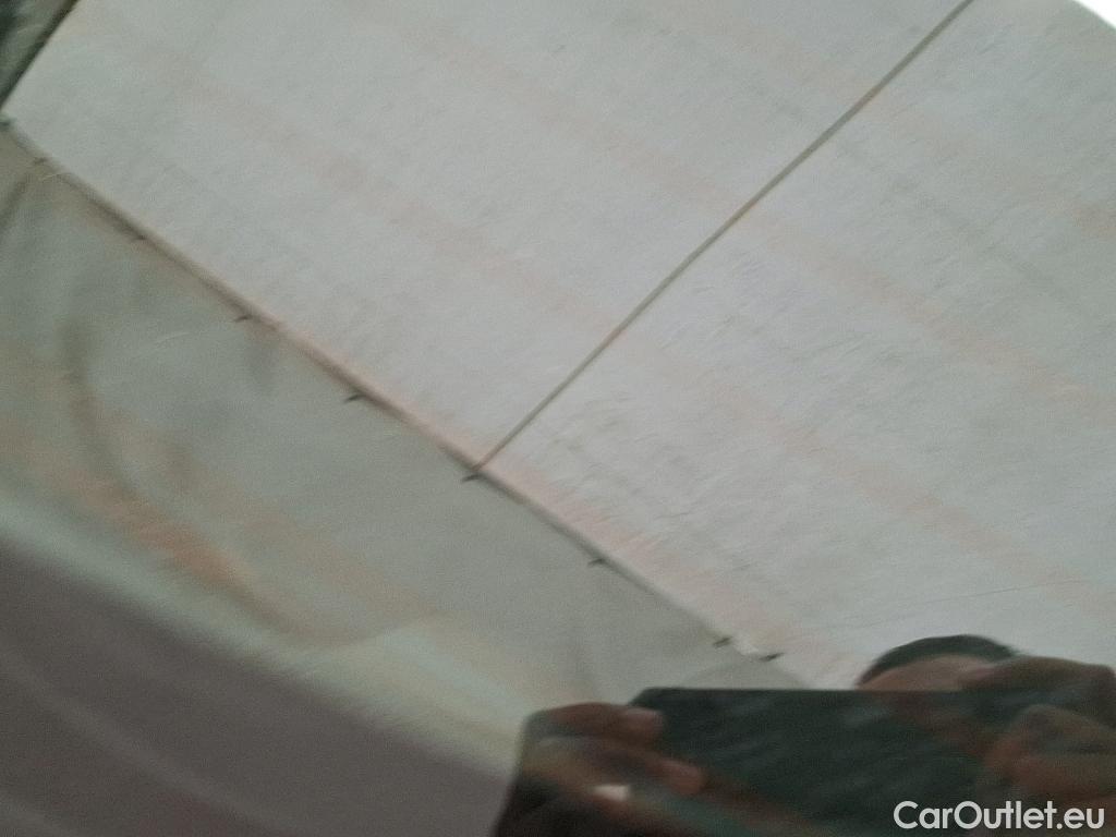  Peugeot  208  Affaire Premium Pack 1.6 HDi 75CV BVM5 E6 #10