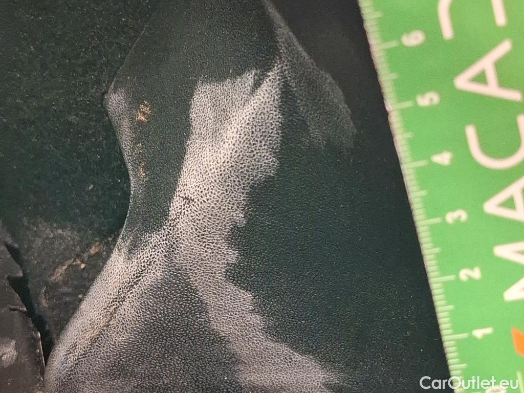  Peugeot  208  Affaire Premium Pack 1.6 HDi 75CV BVM5 E6 #32