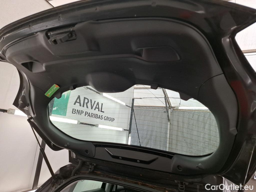  Peugeot  208  Affaire Premium Pack 1.6 HDi 75CV BVM5 E6 #48