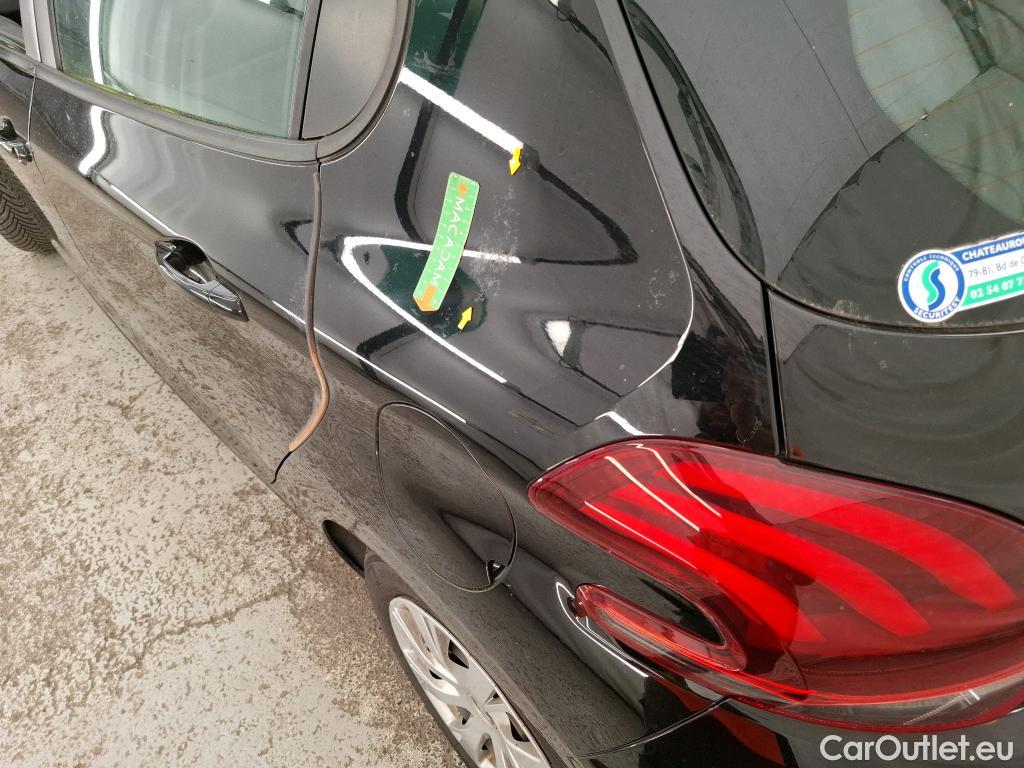  Peugeot  208  Affaire Premium Pack 1.6 HDi 75CV BVM5 E6 #17