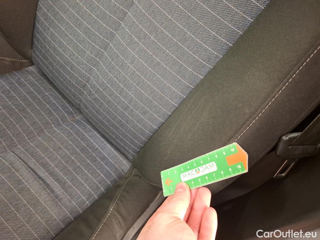  Peugeot  208  Premium 1.5 HDi 100CV BVM6 E6d #9