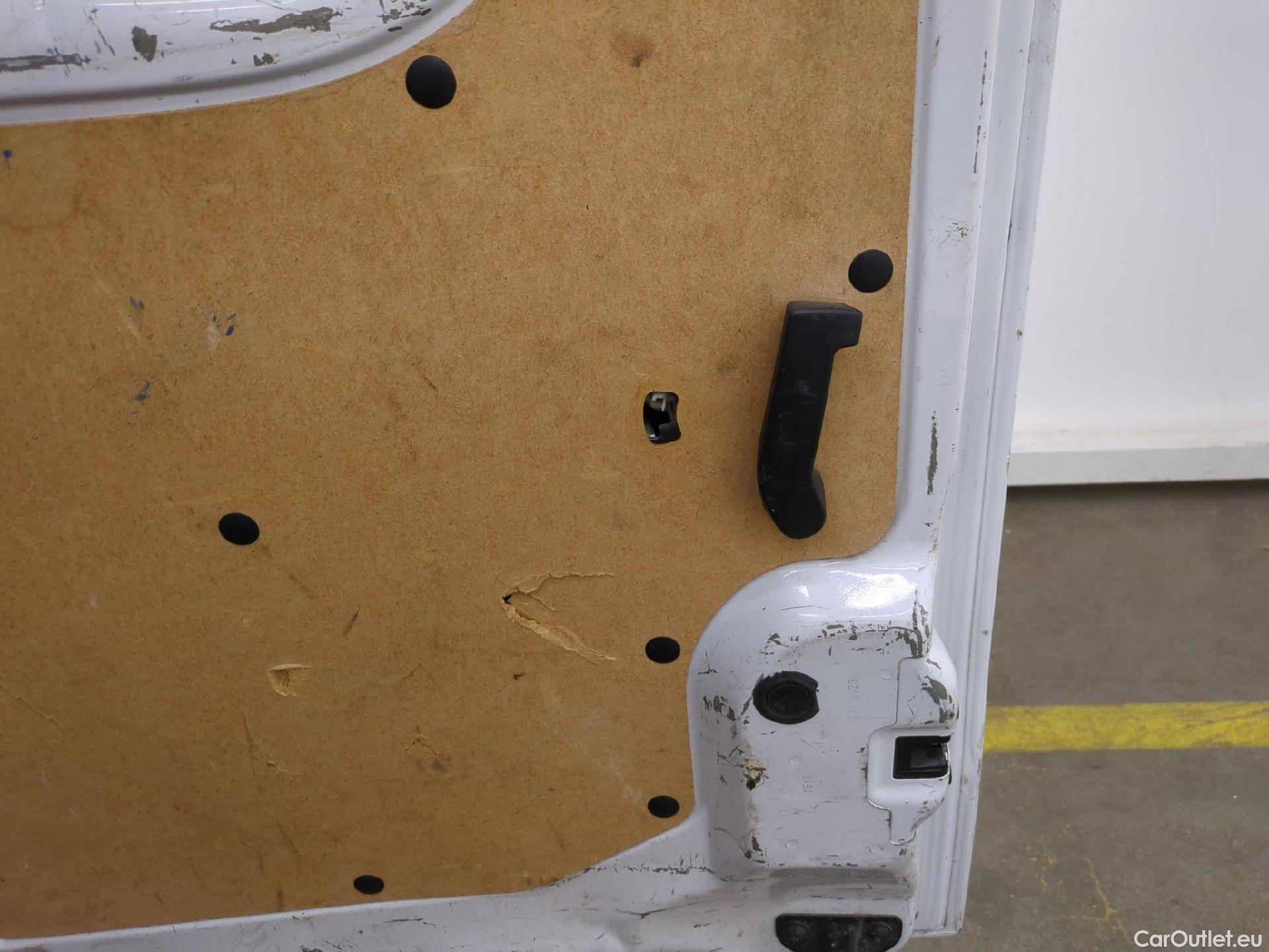  Nissan  NV400 NISSAN  VU 4p Fourgon L3H2 2.3 DCI 130 3500 Optima #13