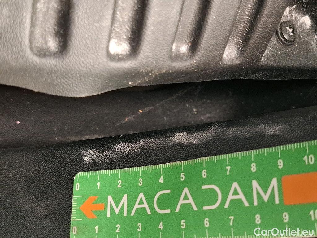  Peugeot  208  Affaire Premium Pack 1.6 HDi 75CV BVM5 E6 #31