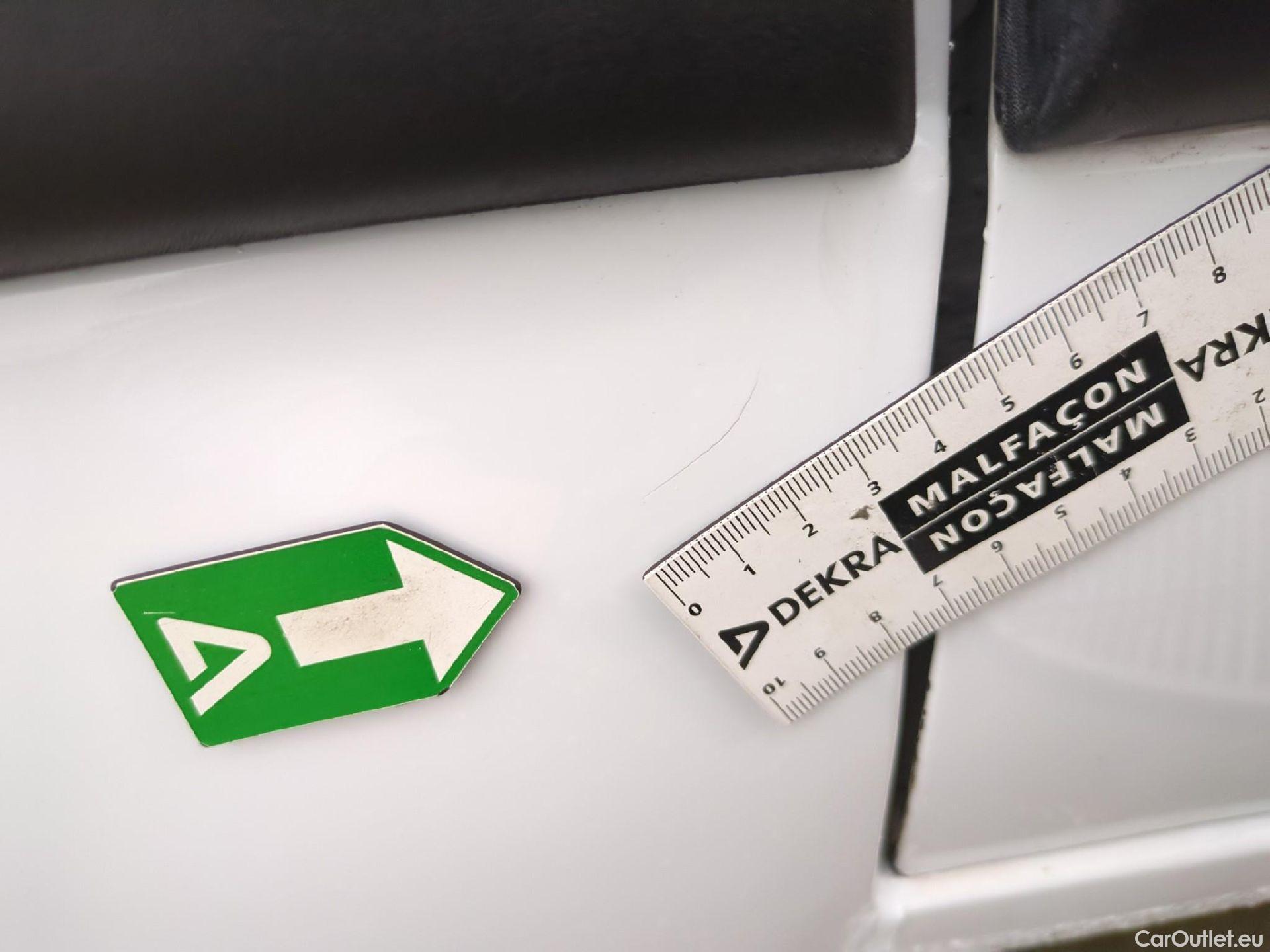  Nissan  NV400 NISSAN  VU 4p Fourgon L3H2 2.3 DCI 130 3500 Optima #32